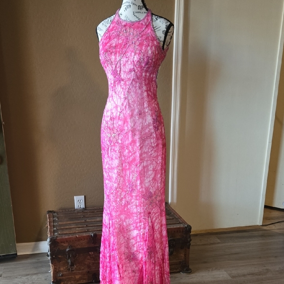 SCALA100% Silk Pink Batik Sequined Evening Gown (221) SCALA100% Silk Pink Batik Sequined Evening Gown (221)